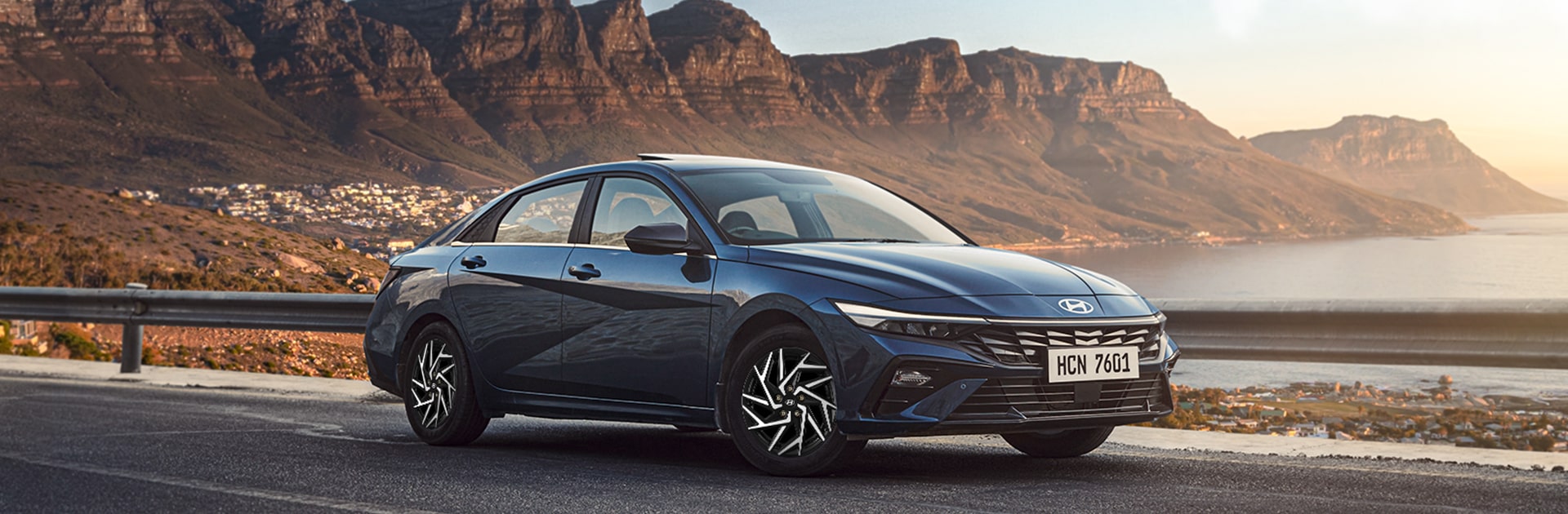 The all-new Hyundai Elantra ELANTRA Hybrid.